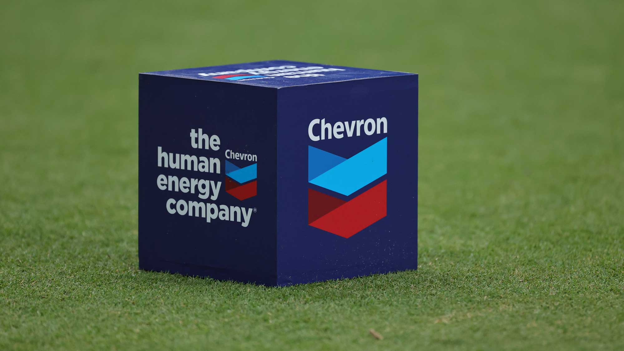 Chevron Tee Marker