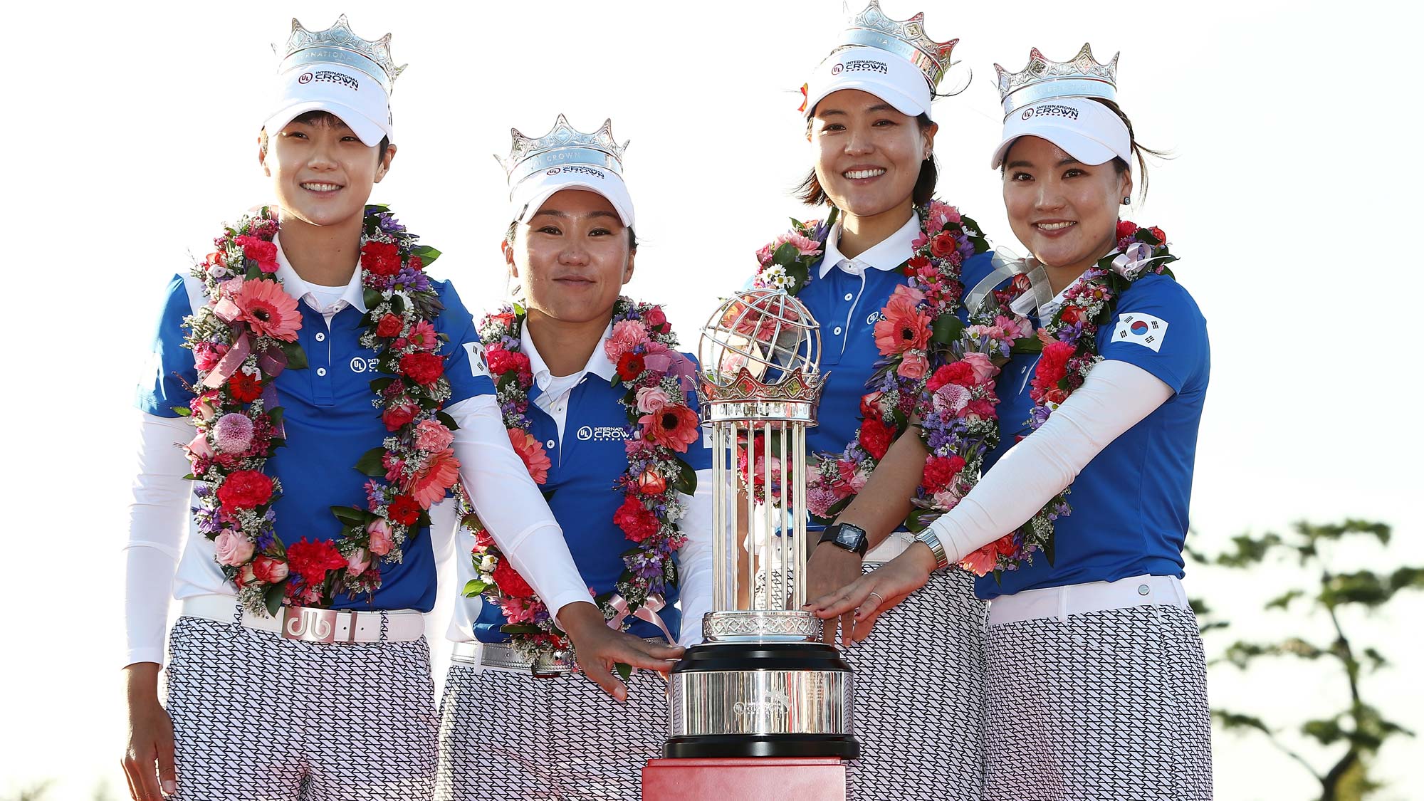 team-korea-trophy-1046950818.jpg