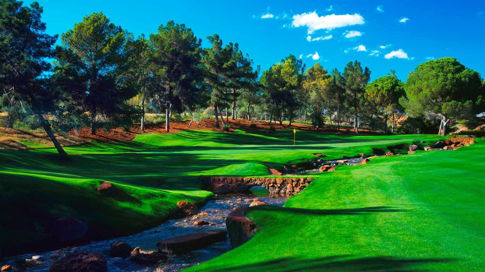 shadowcreek_15_2000x1125.jpg