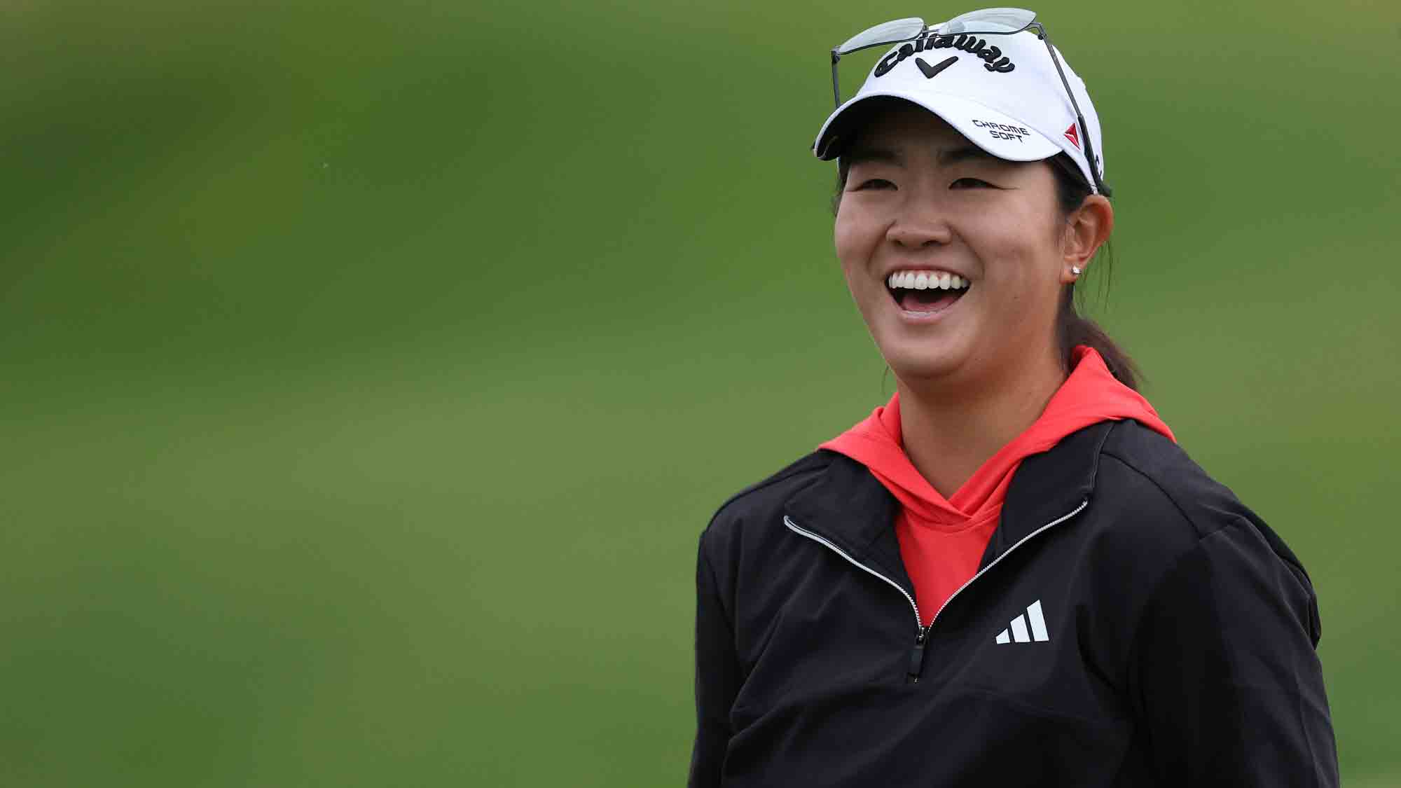 Rose Zhang Roars to First Professional Victory | LPGA | Ladies Professional Golf Association