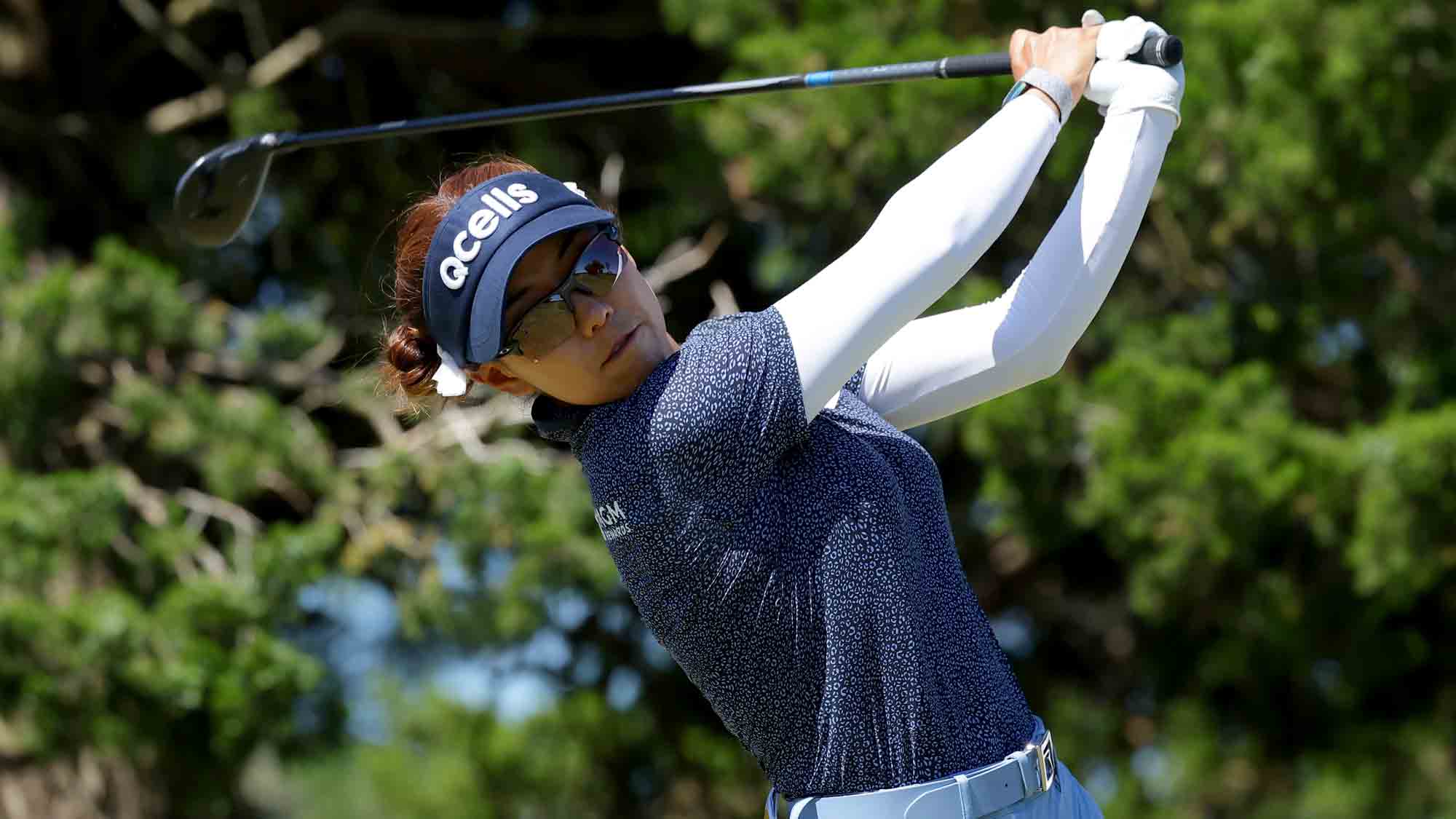 Jenny Shin takes 1-shot lead into final round of ShopRite LPGA Classic | LPGA | Ladies Professional Golf Association