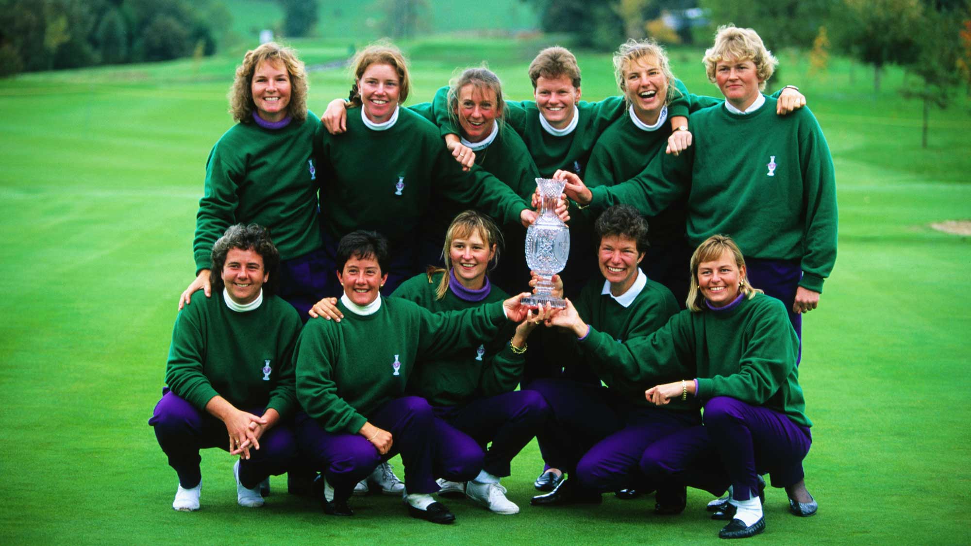 1992 U.S. Solheim Cup Team with Trophy